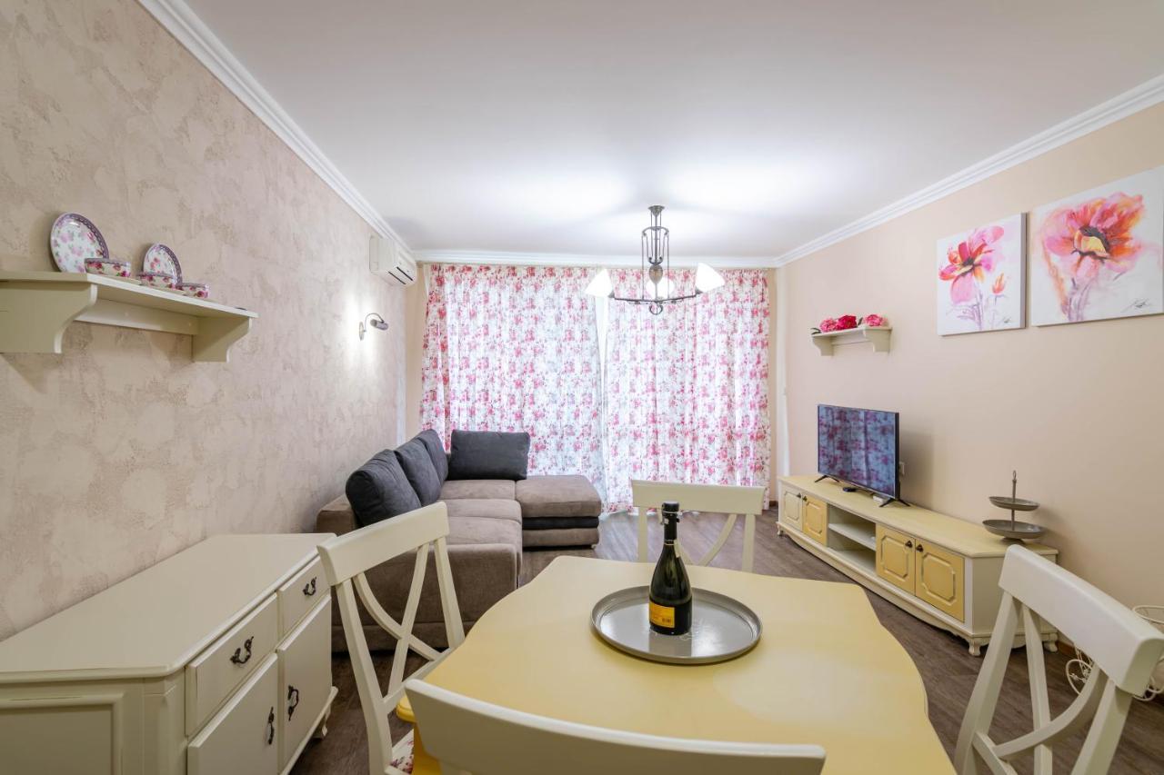 Provence Deluxe Apartment In Atia Resort Chernomorets Buitenkant foto